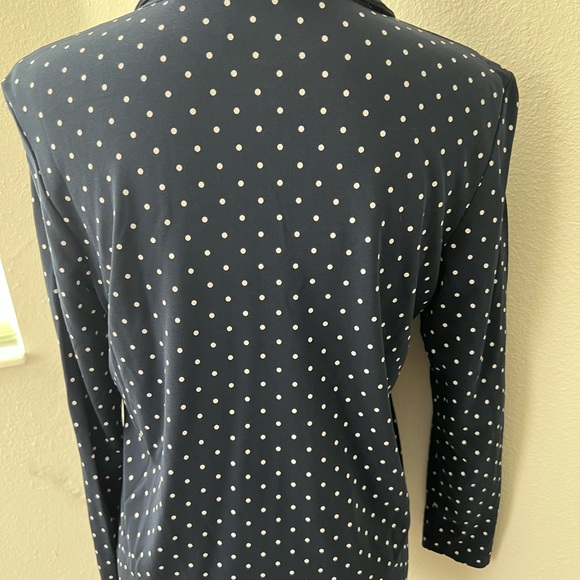 Liz Claiborne petite navy blue button down blouse with white dots - Picture 2 of 8